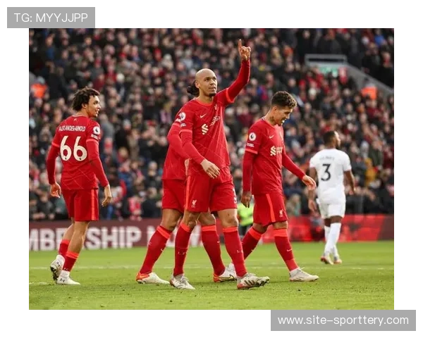 利物浦对森林角球防守失误,萨沃纳扩大比分至2-0